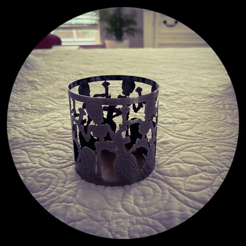 Yankee Candle Silver Metal Skeletons Candle Holder